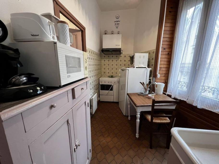 Appartamento Le Nid Douillet Rustique Linge Fourni La Bourboule Esterno foto