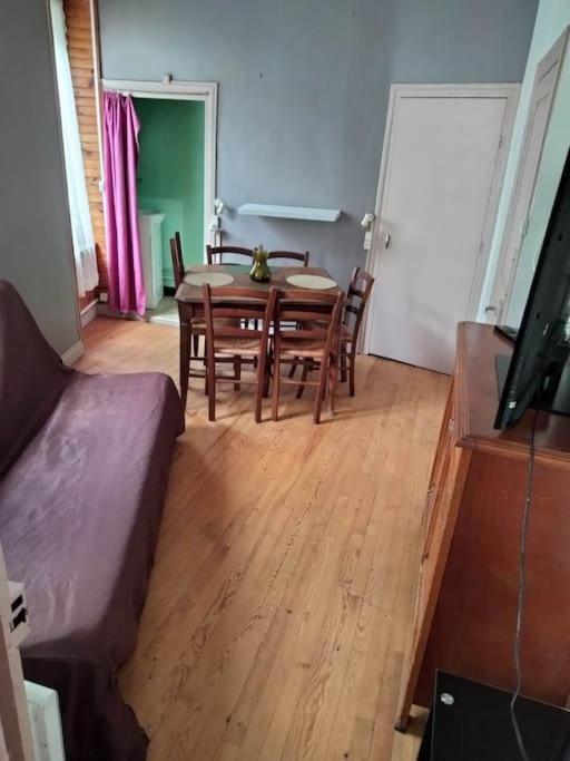 Appartamento Le Nid Douillet Rustique Linge Fourni La Bourboule Esterno foto
